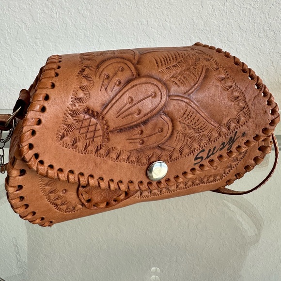 Crossbody Bag Womens Brown Leather Artisan Flap Tooled Single Strap - Picture 2 of 10